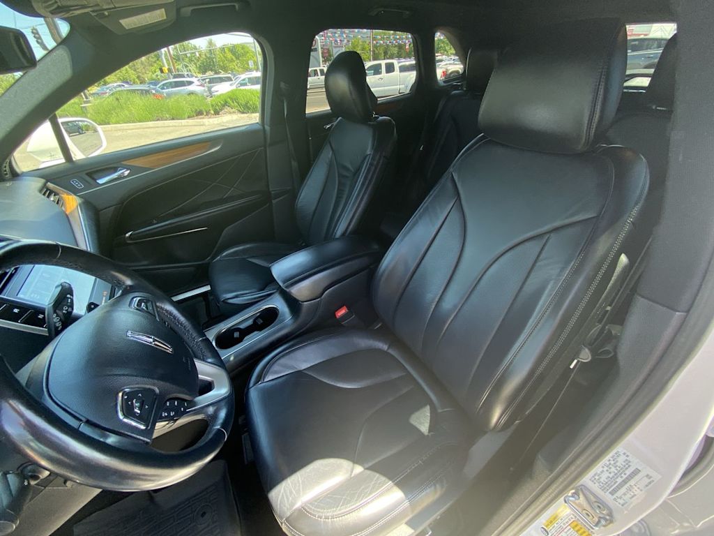 Thumbnail: 2019 Lincoln MKC - 8