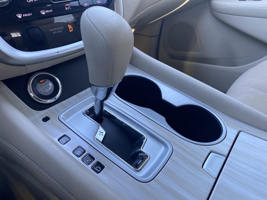 Thumbnail: 2015 Nissan Murano - 12