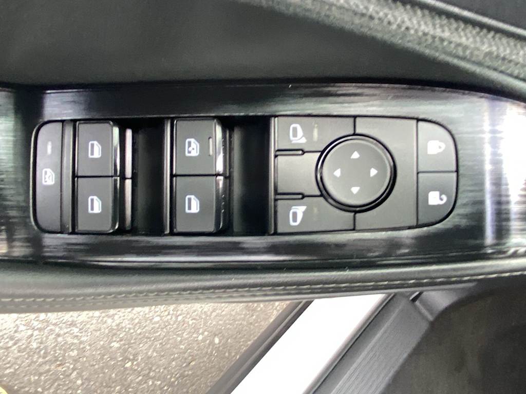 Thumbnail: 2023 Nissan Rogue - 21