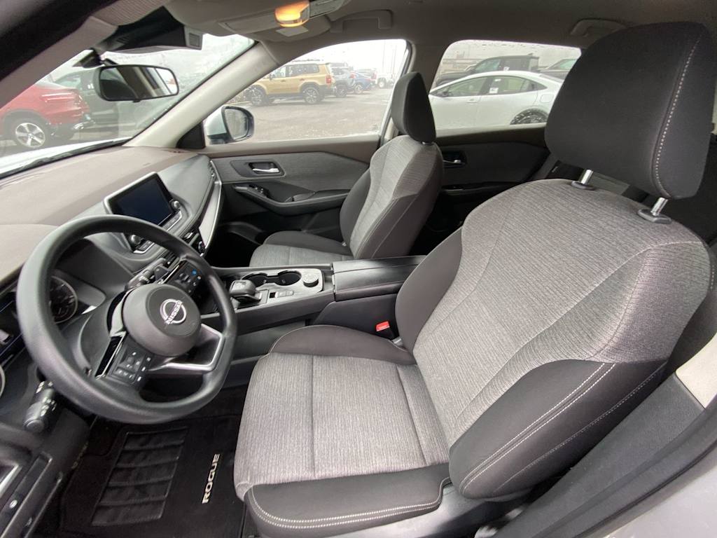 Thumbnail: 2023 Nissan Rogue - 8