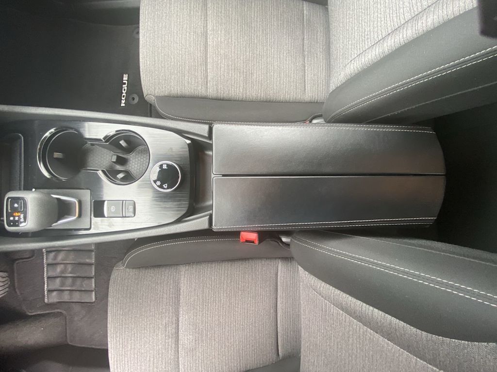 2023 Nissan Rogue SV 24