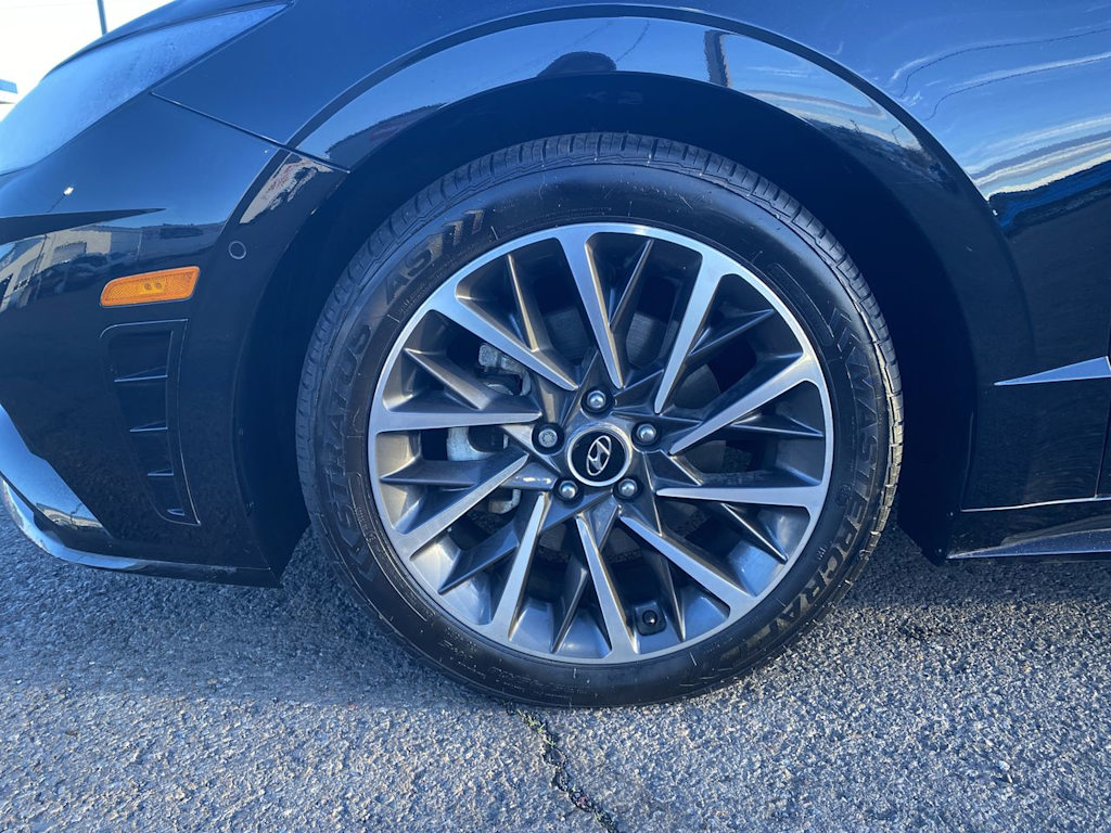 Thumbnail: 2021 Hyundai Sonata - 8