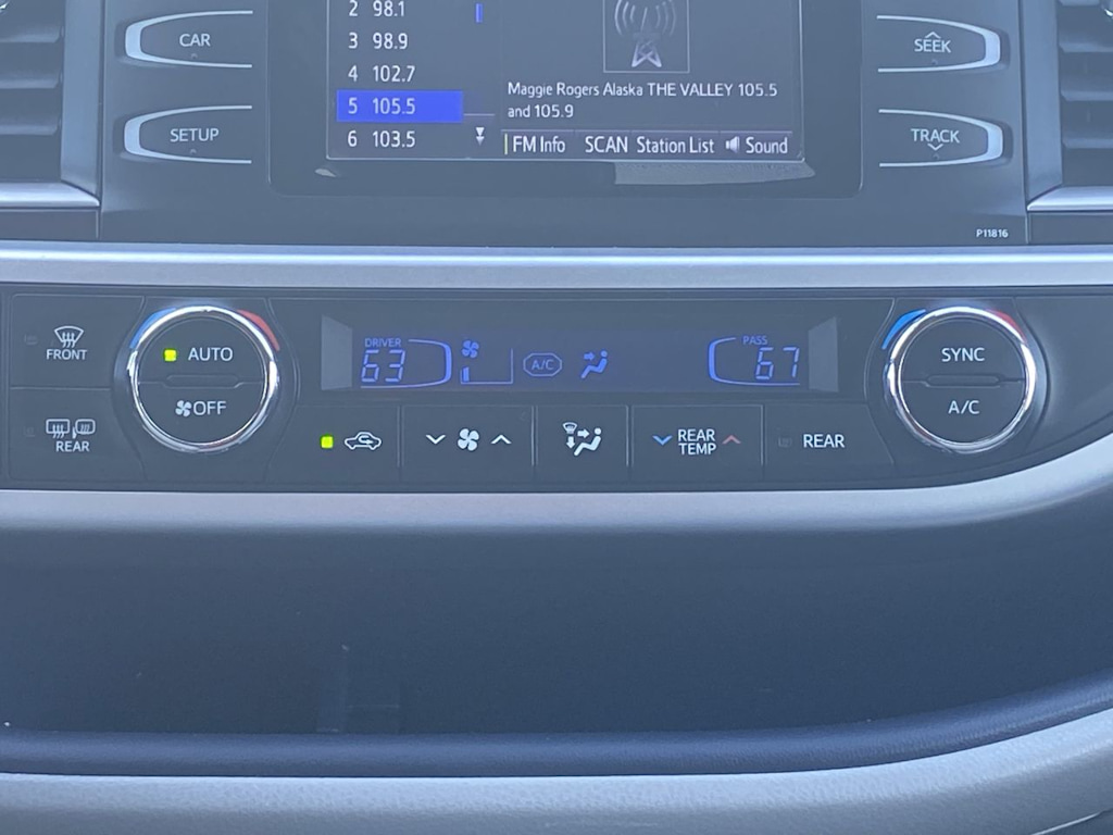 Thumbnail: 2019 Toyota Highlander - 23