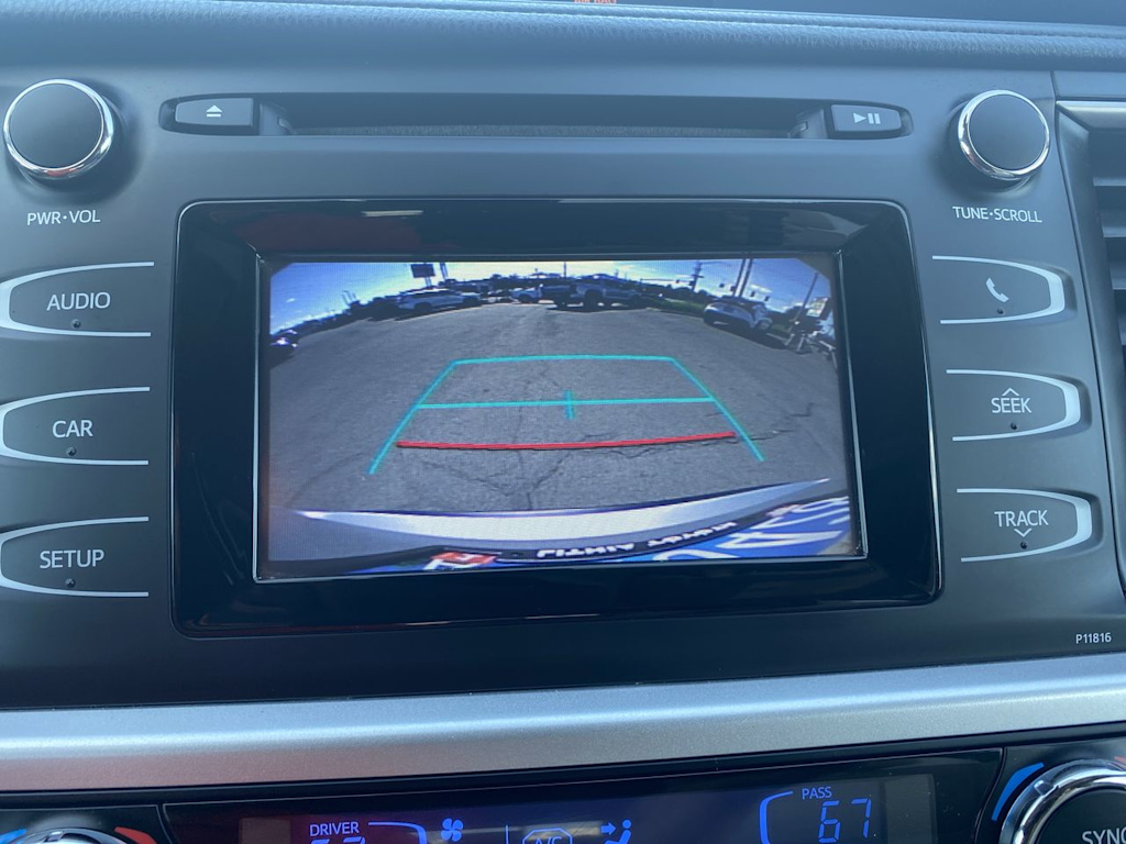 Thumbnail: 2019 Toyota Highlander - 10