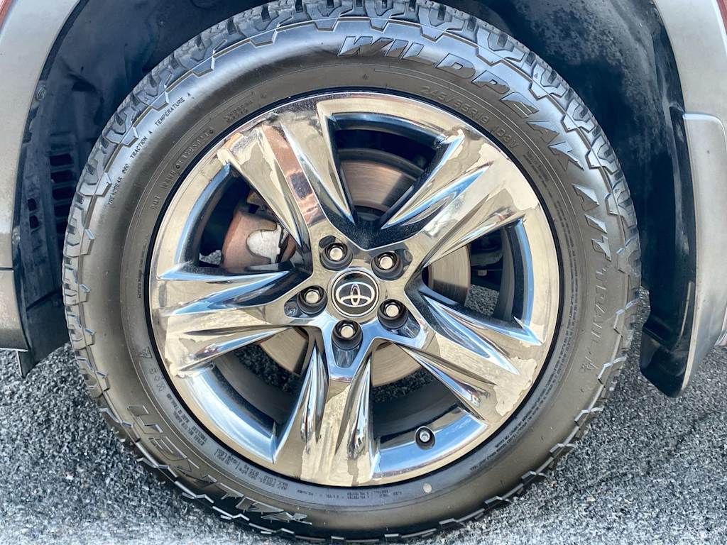 Thumbnail: 2018 Toyota Highlander - 6