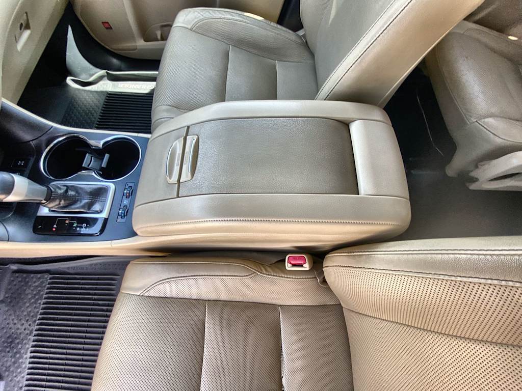 Thumbnail: 2018 Toyota Highlander - 25