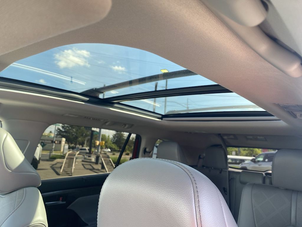 Thumbnail: 2021 Toyota Highlander - 6