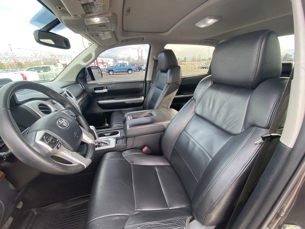 Thumbnail: 2017 Toyota Tundra - 7