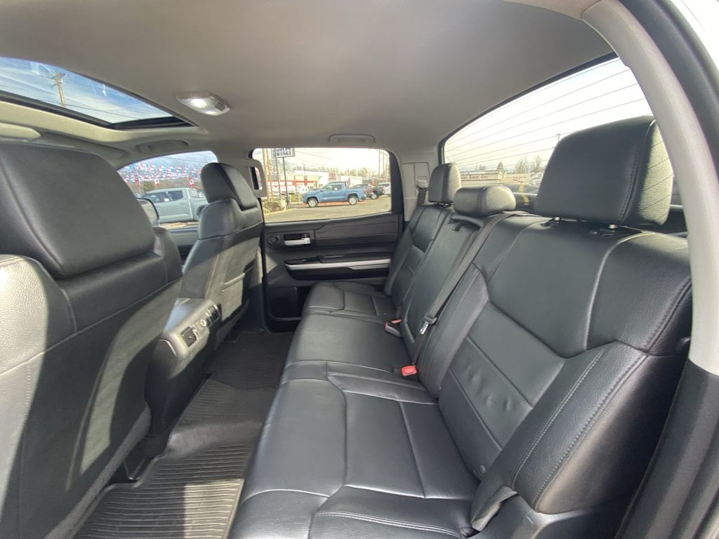 Thumbnail: 2017 Toyota Tundra - 9