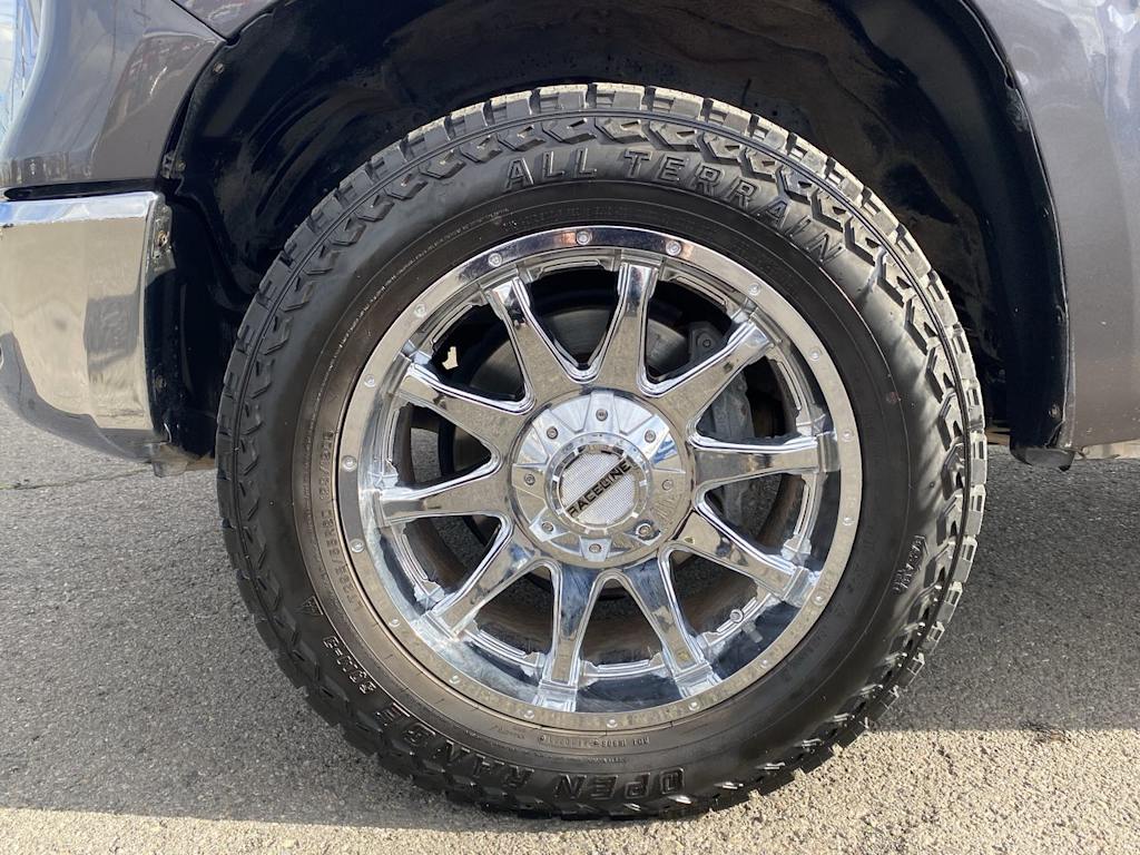 Thumbnail: 2017 Toyota Tundra - 5