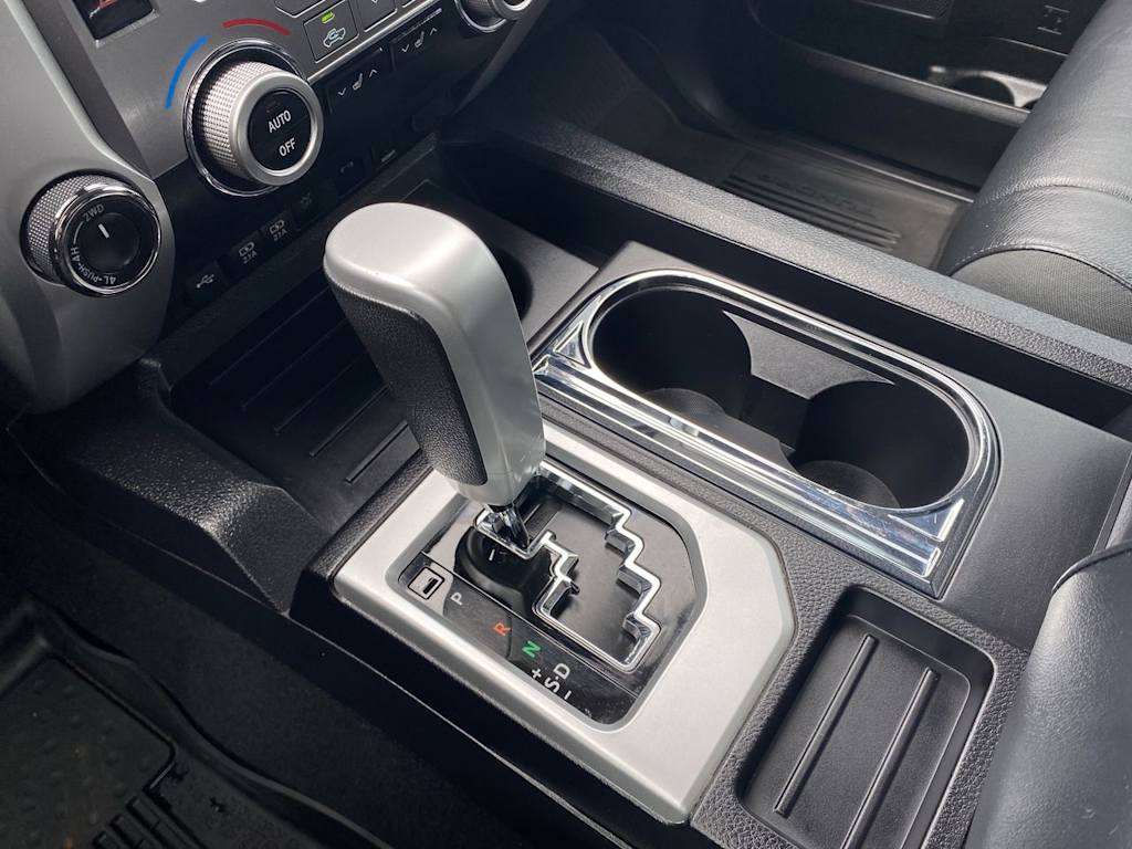 Thumbnail: 2021 Toyota Tundra - 12