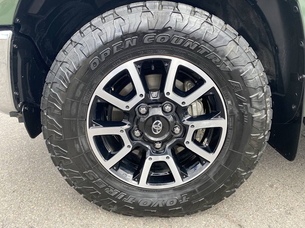 Thumbnail: 2021 Toyota Tundra - 6
