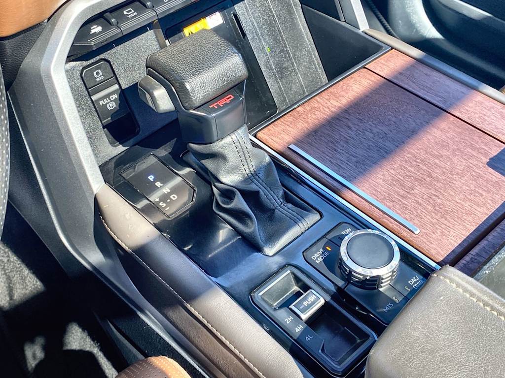 Thumbnail: 2024 Toyota Tundra - 13