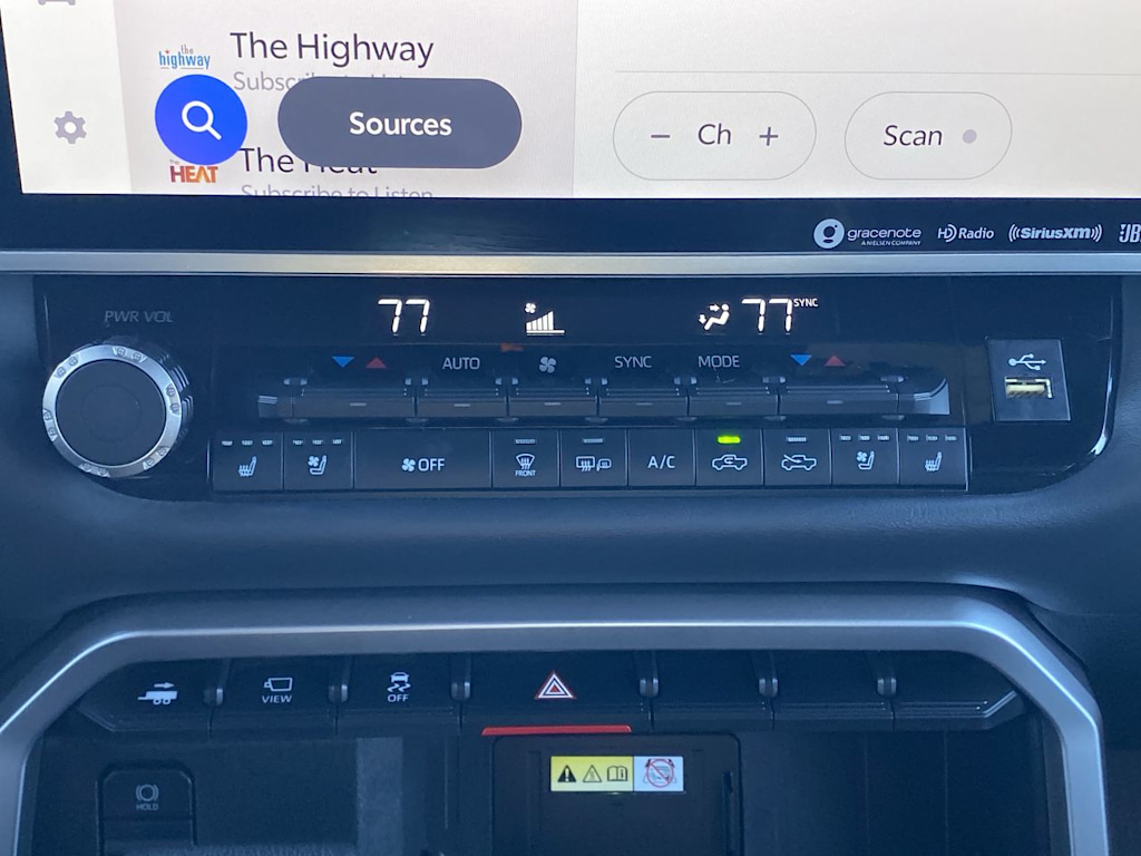 Thumbnail: 2023 Toyota Tundra - 23
