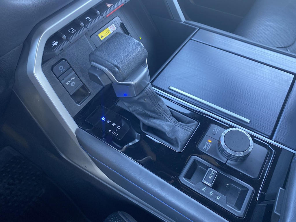 Thumbnail: 2024 Toyota Tundra - 12