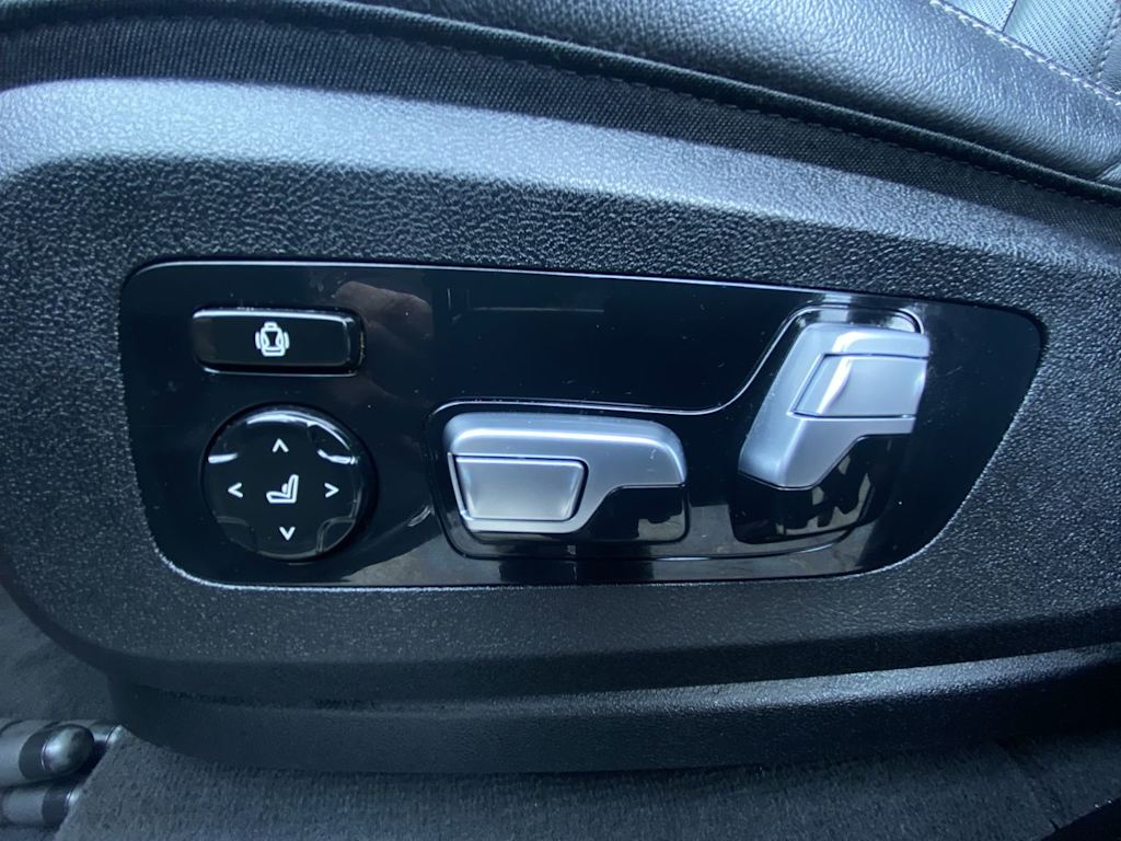 Thumbnail: 2022 BMW X5 - 21