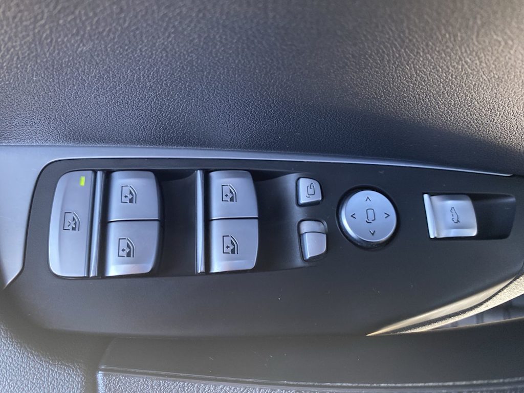 Thumbnail: 2021 BMW X3 - 21