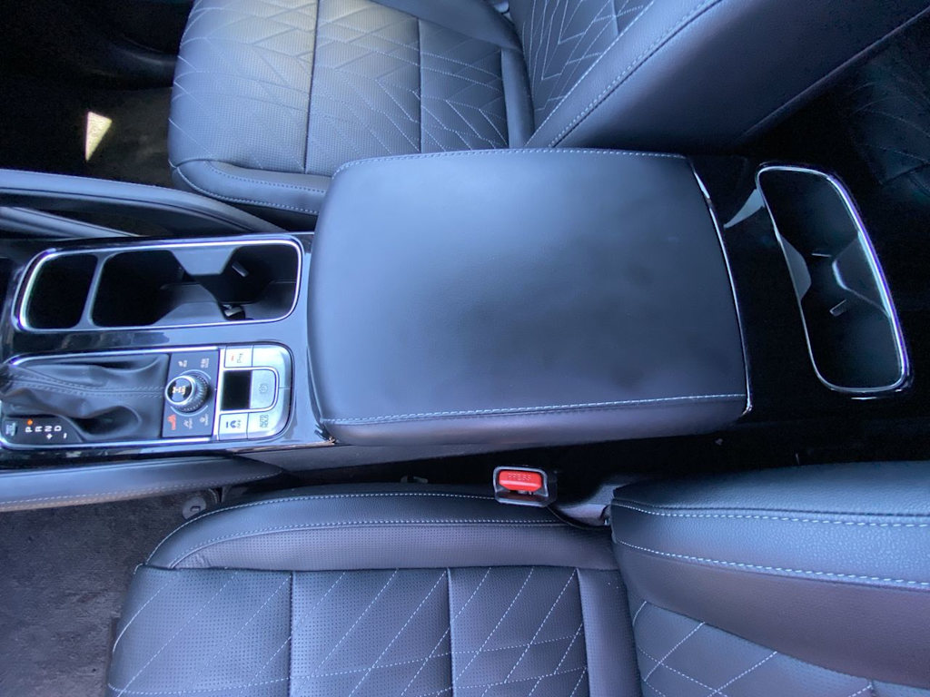 Thumbnail: 2023 Kia Telluride - 24