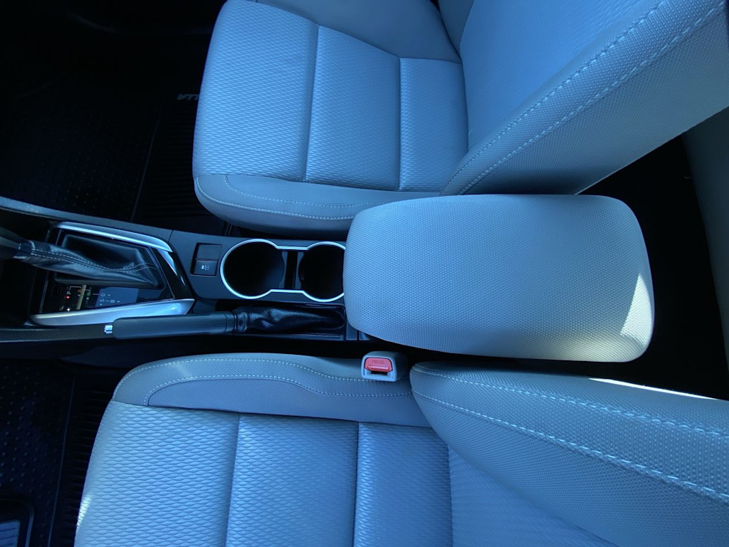 Thumbnail: 2016 Toyota Corolla - 9