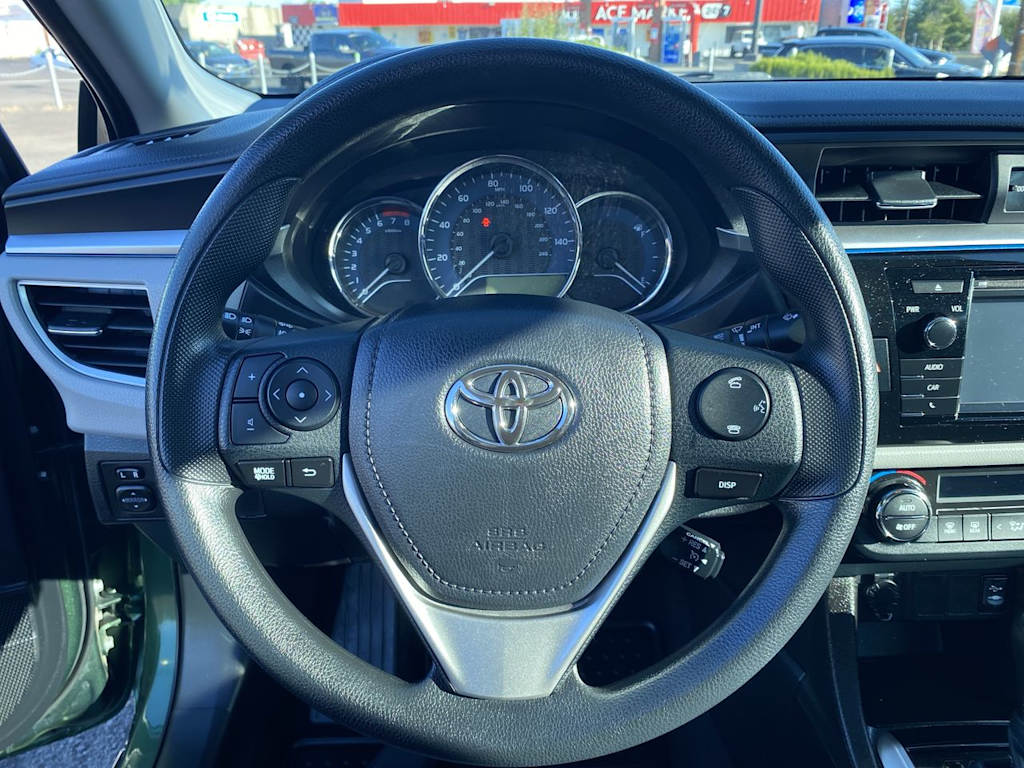 Thumbnail: 2016 Toyota Corolla - 2