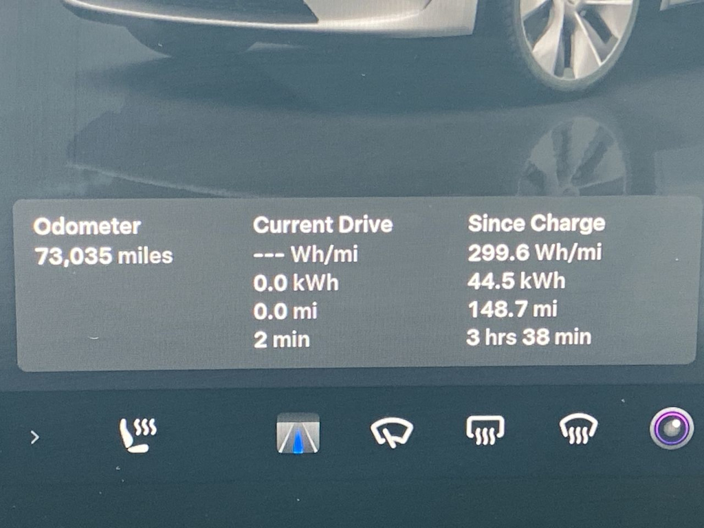 Thumbnail: 2023 Tesla Model Y - 12