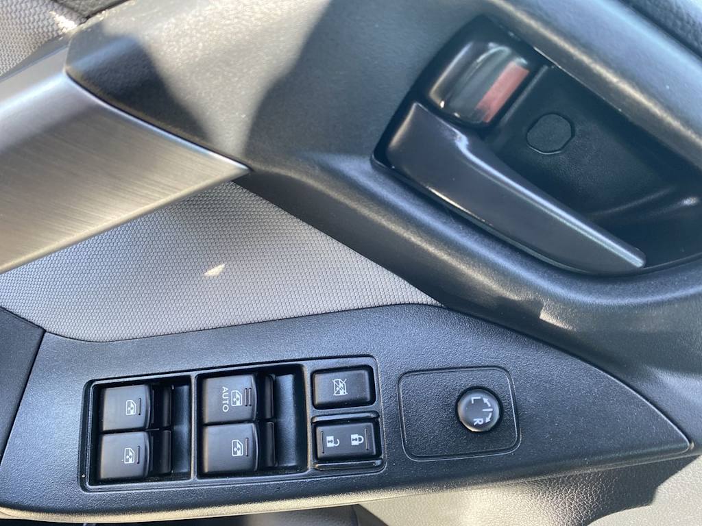 Thumbnail: 2016 Subaru Forester - 21
