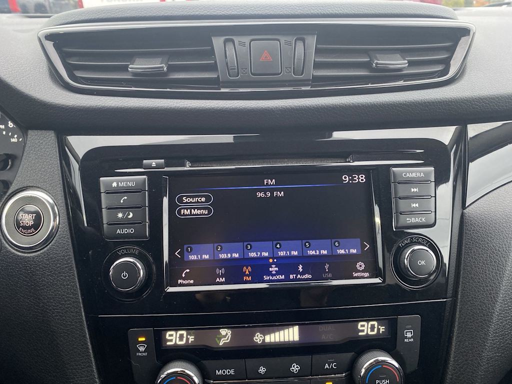 Thumbnail: 2020 Nissan Rogue Sport - 11