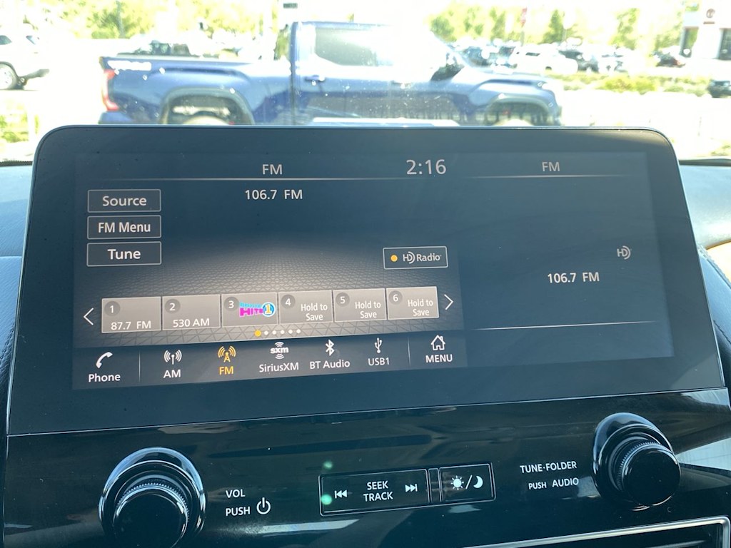 2022 Nissan Armada SL 11