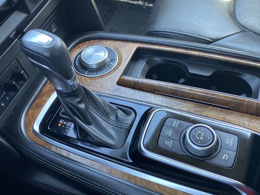 2022 Nissan Armada SL 12