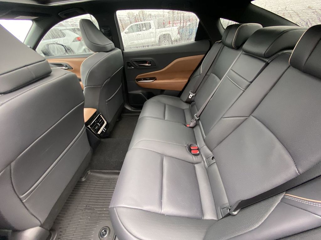 Thumbnail: 2026 Toyota Crown - 10