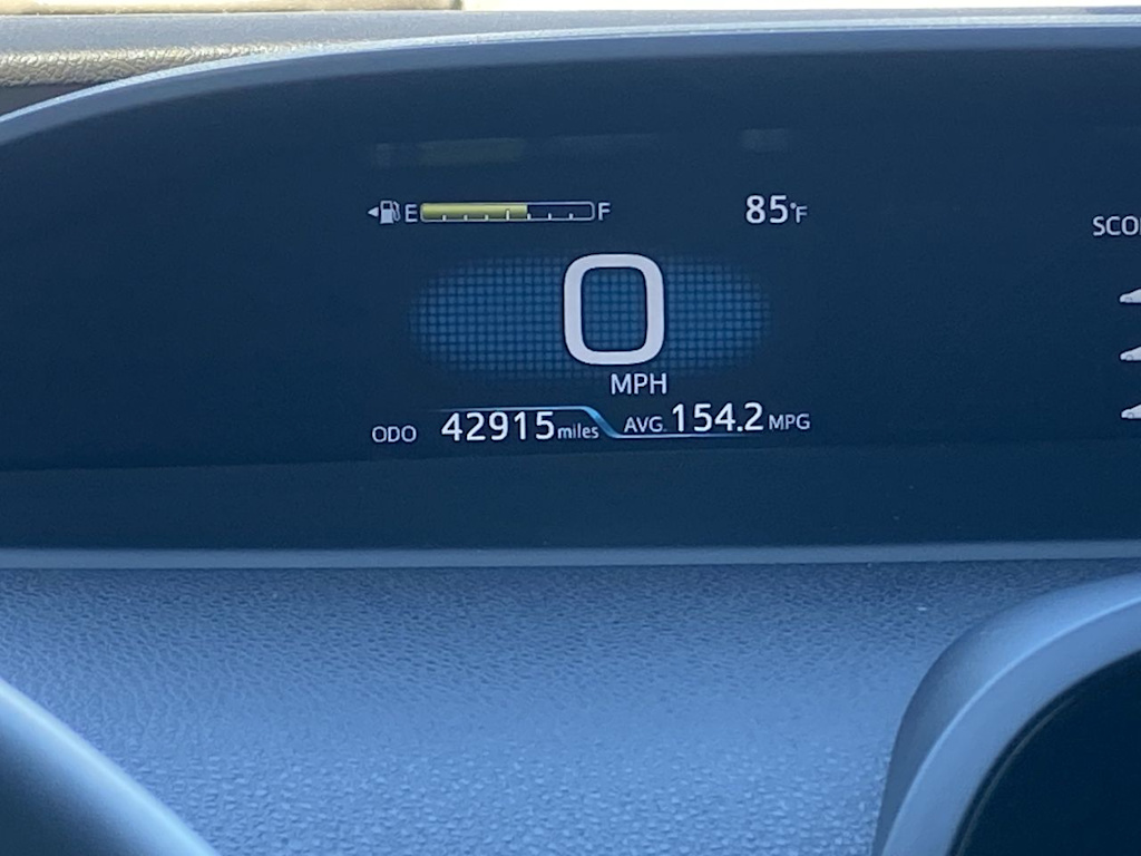 Thumbnail: 2022 Toyota Prius Prime - 11