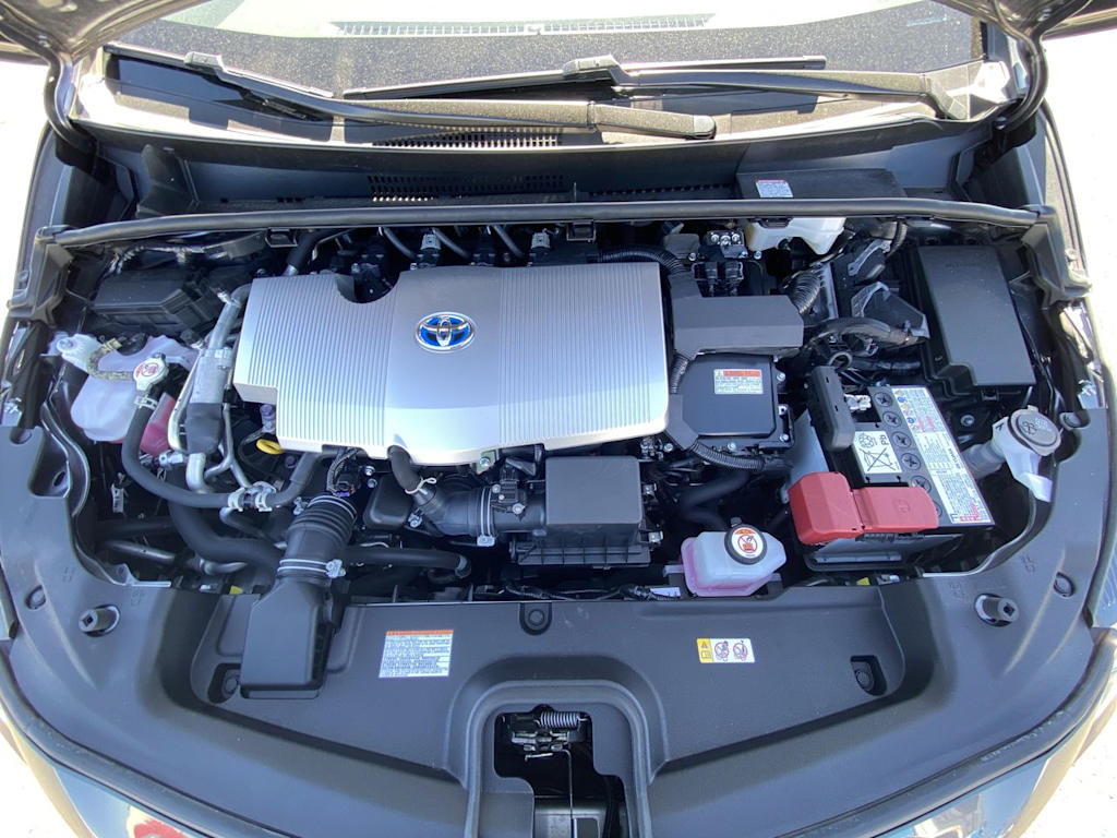 Thumbnail: 2022 Toyota Prius Prime - 6