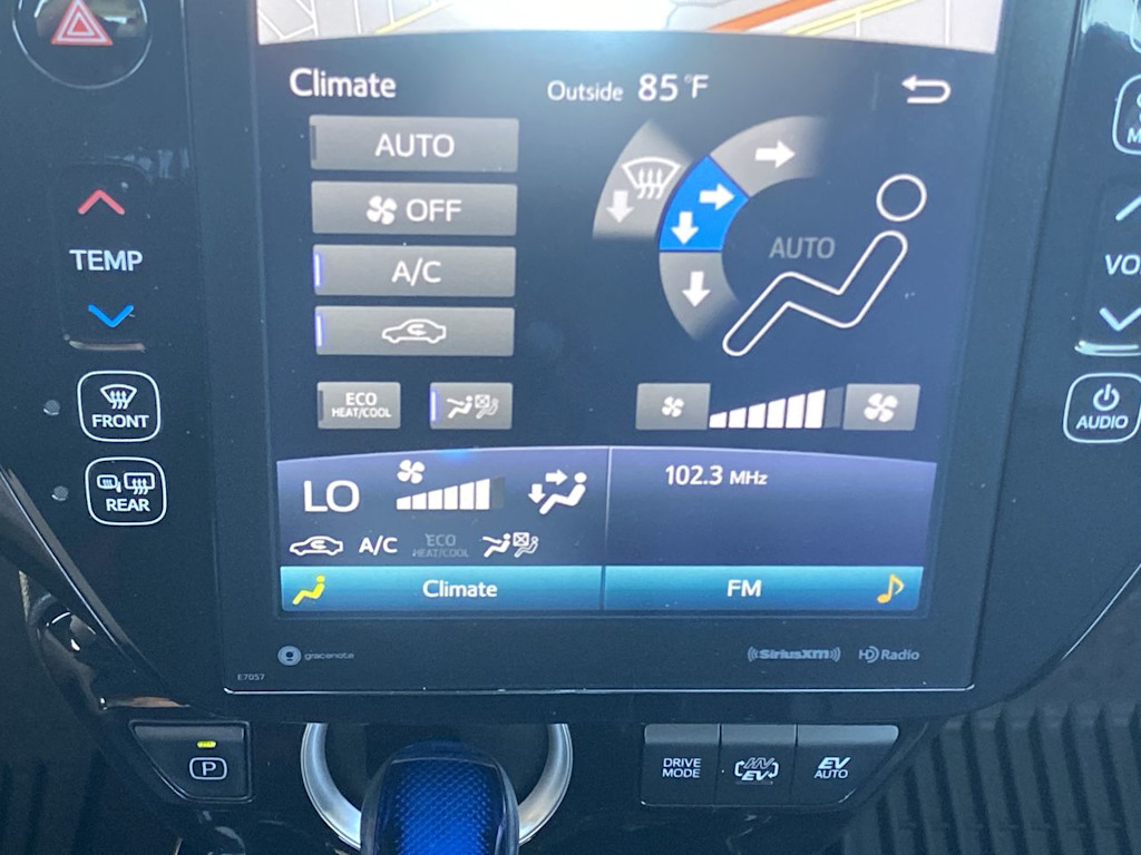 Thumbnail: 2022 Toyota Prius Prime - 23