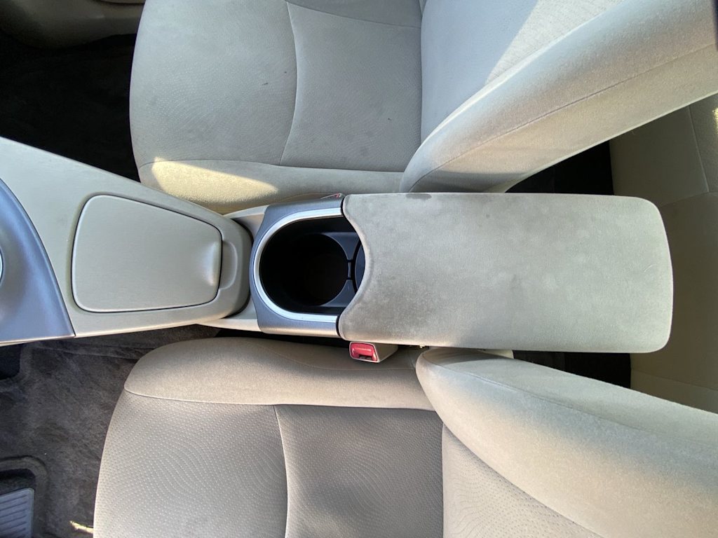 Thumbnail: 2013 Toyota Prius - 24