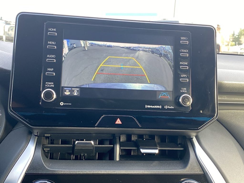 Thumbnail: 2022 Toyota Venza - 22