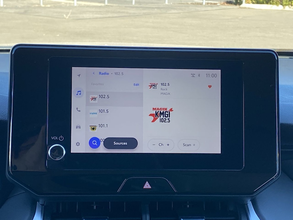 Thumbnail: 2024 Toyota Venza - 10