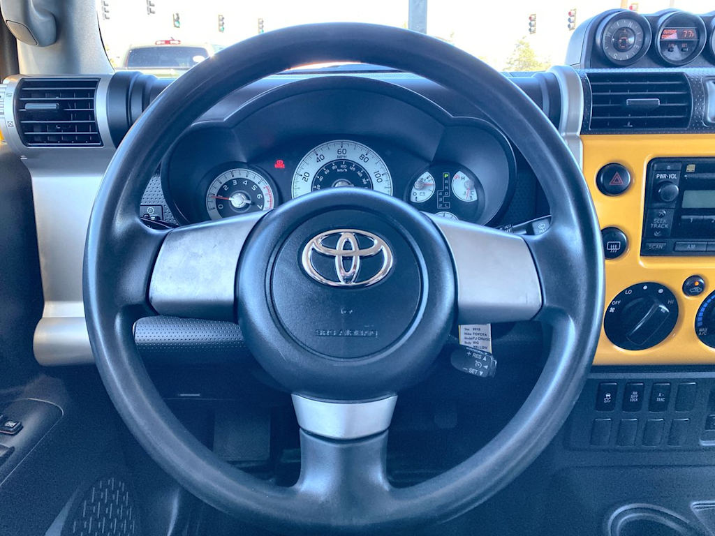 Thumbnail: 2010 Toyota FJ Cruiser - 2