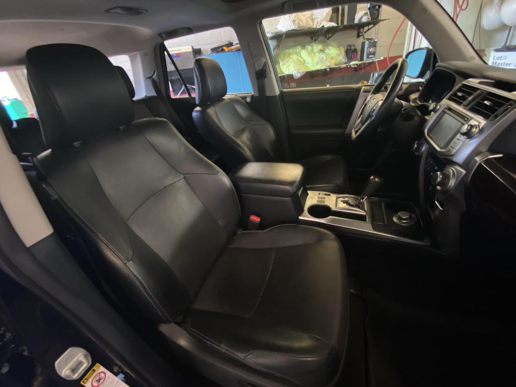 Thumbnail: 2018 Toyota 4Runner - 26
