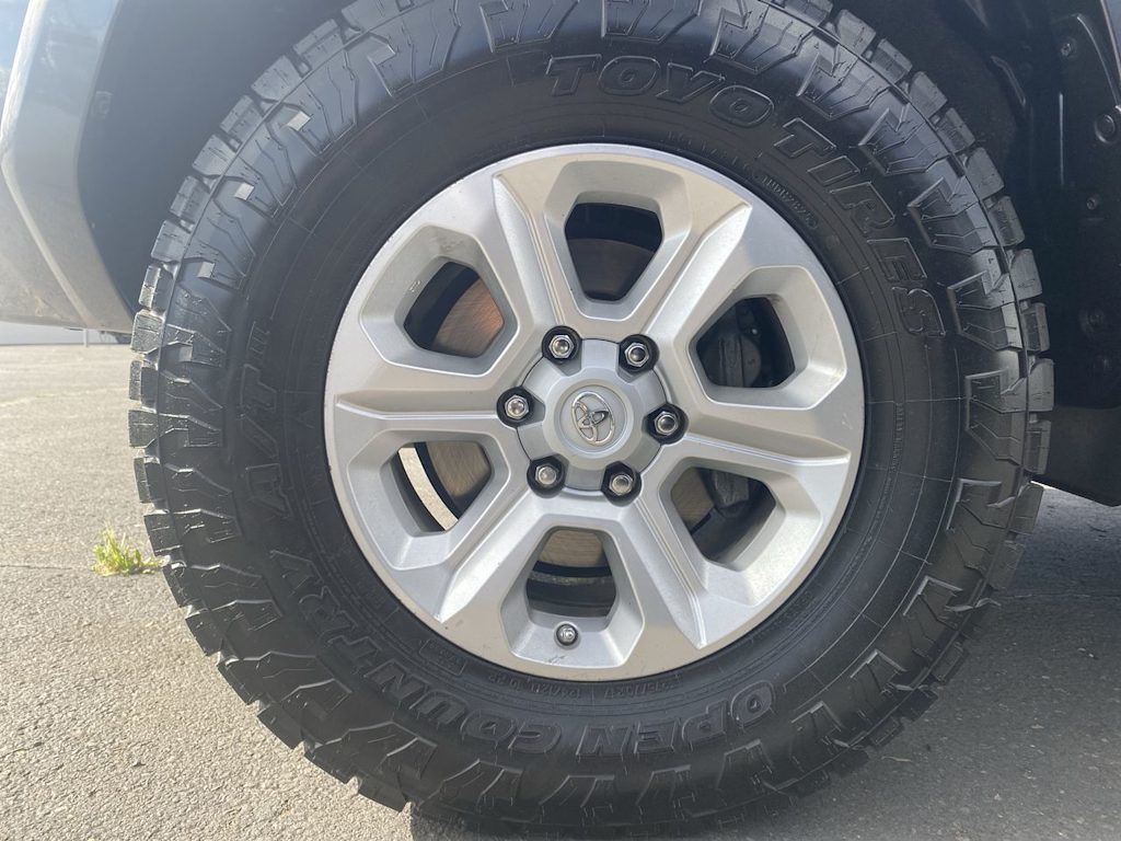 Thumbnail: 2014 Toyota 4Runner - 5