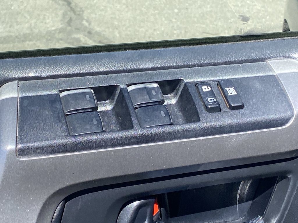 Thumbnail: 2018 Toyota 4Runner - 21