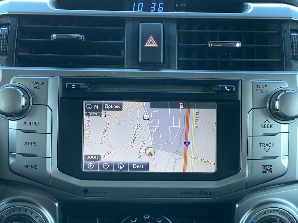 Thumbnail: 2016 Toyota 4Runner - 23