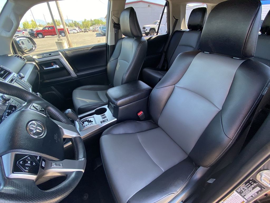 Thumbnail: 2018 Toyota 4Runner - 8