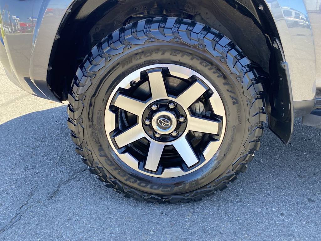 Thumbnail: 2021 Toyota 4Runner - 5