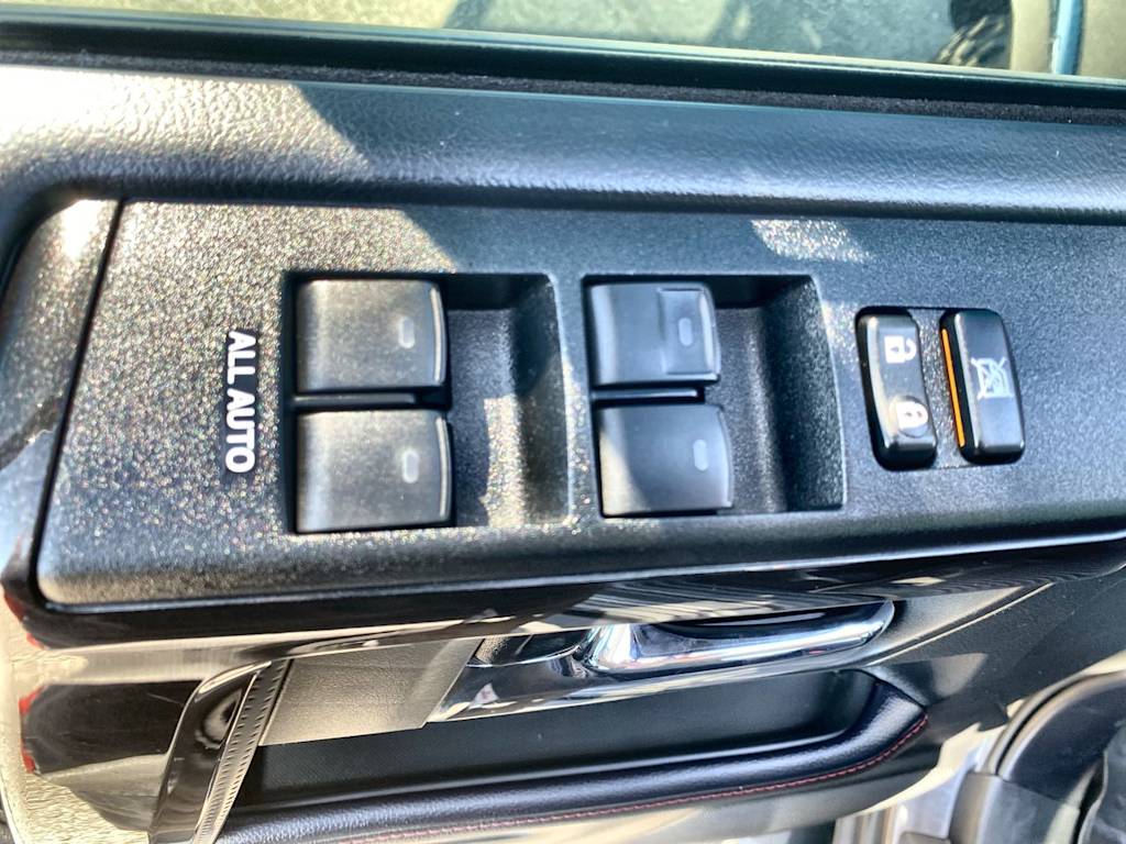 Thumbnail: 2021 Toyota 4Runner - 21