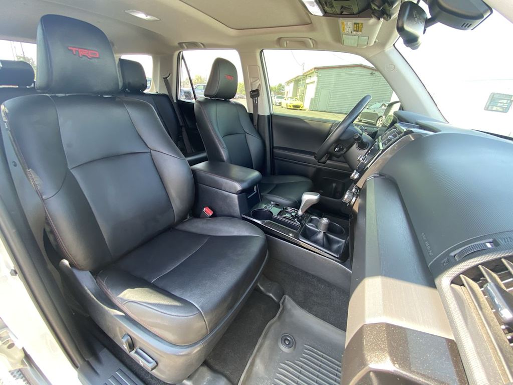 Thumbnail: 2023 Toyota 4Runner - 9