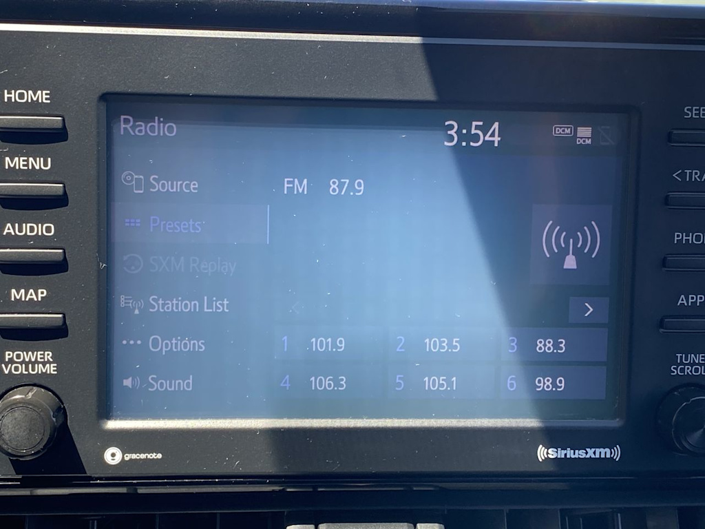 Thumbnail: 2020 Toyota RAV4 - 10