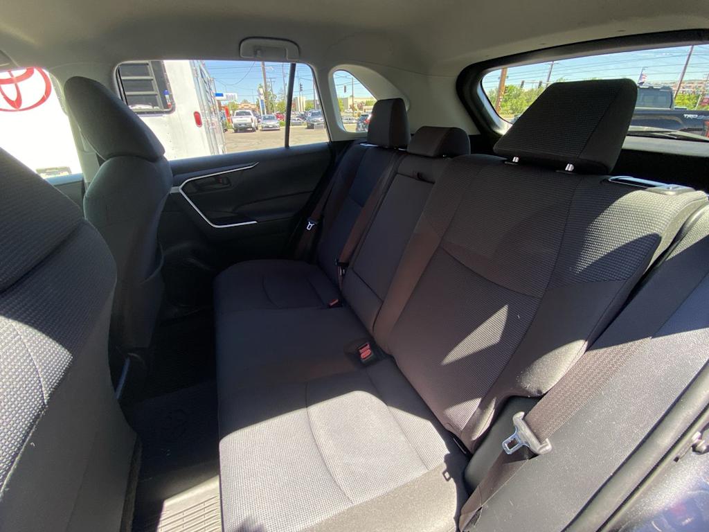Thumbnail: 2020 Toyota RAV4 - 9
