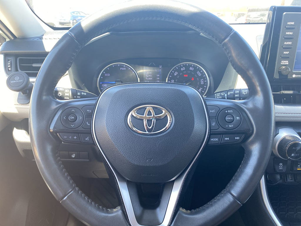 Thumbnail: 2020 Toyota RAV4 - 2