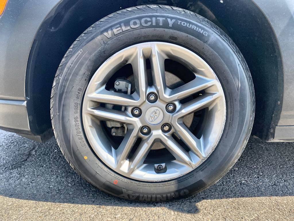 Thumbnail: 2019 Hyundai Kona - 5