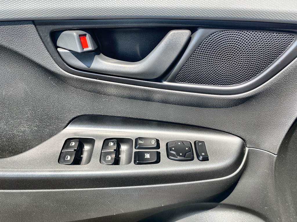 Thumbnail: 2019 Hyundai Kona - 21